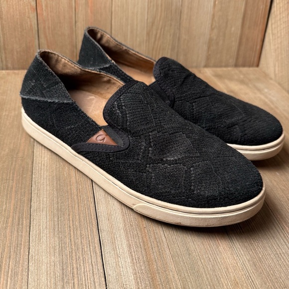 OluKai Womens 6.5 Black Snake Embossed Suede Leather Slip On Loafers Shoes - Picture 2 of 8